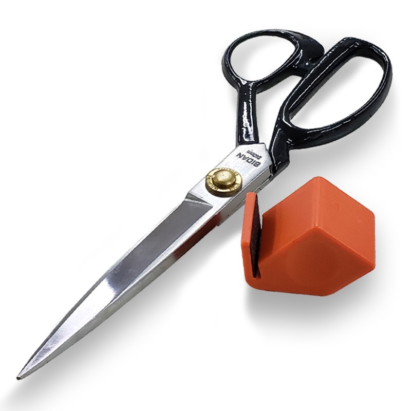 Tijera de Acero de 8 Pulg. con Afilador